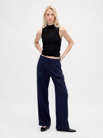 365 – Niedrig sitzende Bundfaltenhose mit weitem Bein