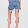 5″ Girlfriend-Jeansshorts mit mittlerer Leibhöhe 5″ Girlfriend-Jeansshorts mit mittlerer Leibhöhe