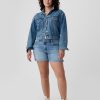 5″ Girlfriend-Jeansshorts mit mittlerer Leibhöhe 5″ Girlfriend-Jeansshorts mit mittlerer Leibhöhe
