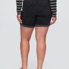 5″ Girlfriend-Jeansshorts mit mittlerer Leibhöhe 5″ Girlfriend-Jeansshorts mit mittlerer Leibhöhe
