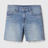 5″ Girlfriend-Jeansshorts mit mittlerer Leibhöhe 5″ Girlfriend-Jeansshorts mit mittlerer Leibhöhe
