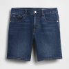 5″ Girlfriend-Jeansshorts mit mittlerer Leibhöhe 5″ Girlfriend-Jeansshorts mit mittlerer Leibhöhe