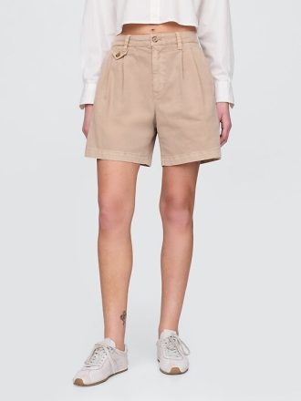 6″ mittelhohe Shorts aus Twill mit Bundfalten