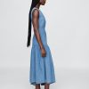 Asymmetrisches Midikleid aus Denim Asymmetrisches Midikleid aus Denim