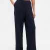 Bequeme Hose mit weitem Bein Bequeme Hose mit weitem Bein