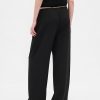 Bequeme Hose mit weitem Bein Bequeme Hose mit weitem Bein