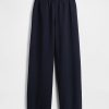 Bequeme Hose mit weitem Bein Bequeme Hose mit weitem Bein