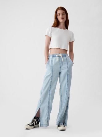 Bequeme Jeanshose mit weitem Bein