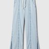 Bequeme Jeanshose mit weitem Bein Bequeme Jeanshose mit weitem Bein
