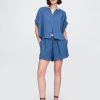 Bequeme Shorts aus Baumwollgaze-Denim Bequeme Shorts aus Baumwollgaze-Denim
