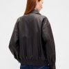 Übergroße Jacke aus veganem Leder Übergroße Jacke aus veganem Leder