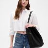 Beuteltasche aus veganem Leder