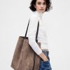 Beuteltasche aus veganem Wildleder