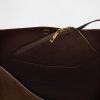 Beuteltasche aus veganem Wildleder