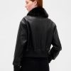 Bomberjacke aus veganem Leder Bomberjacke aus veganem Leder