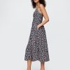 Camisole-Midikleid mit Bindeträgern Camisole-Midikleid mit Bindeträgern