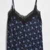 Camisole mit Spitzenbesatz Camisole mit Spitzenbesatz