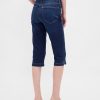 Caprijeans mit hohem Bund und verkürzter Länge