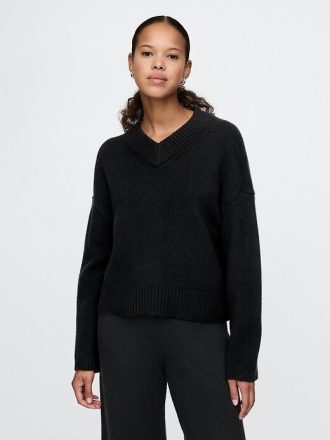 CashSoft – Kurzer Pullover mit hohem V-Ausschnitt