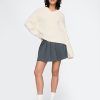 CashSoft – Kurzer Pullover mit hohem V-Ausschnitt CashSoft – Kurzer Pullover mit hohem V-Ausschnitt