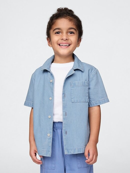 Chambray-Hemd für Babys und Kleinkinder Chambray-Hemd für Babys und Kleinkinder