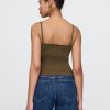 Crop-Tanktop mit Rippenpullover Crop-Tanktop mit Rippenpullover