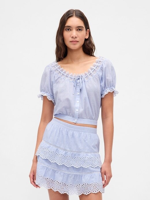 Crop Top mit Ösen Crop Top mit Ösen
