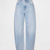 Cropped Barrel Jeans mit hohem Bund Cropped Barrel Jeans mit hohem Bund