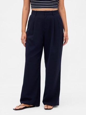 Curvy 365 – Hoch sitzende Bundfaltenhose