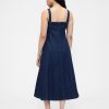 Denim-Maxikleid mit eckigem Ausschnitt