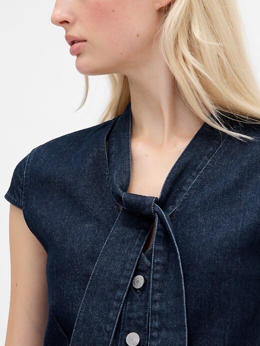 Denim-Top mit Schluppenkragen Denim-Top mit Schluppenkragen