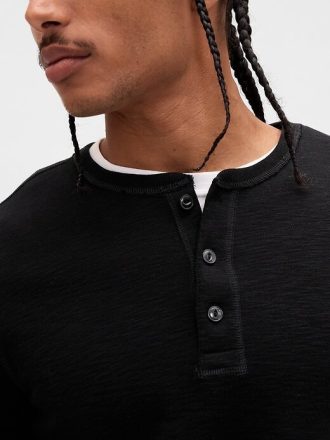 Doppelt gestricktes Henley-T-Shirt