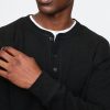 Doppelt gestricktes Henley-T-Shirt Doppelt gestricktes Henley-T-Shirt
