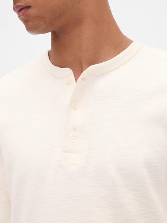 Doppelt gestricktes Henley-T-Shirt