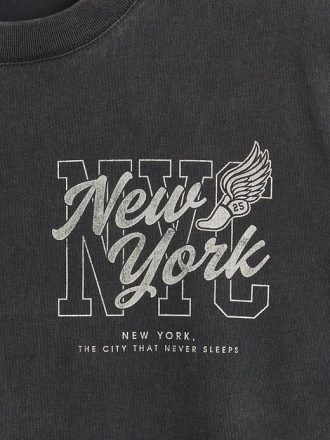 Entspanntes NYC-Grafik-T-Shirt