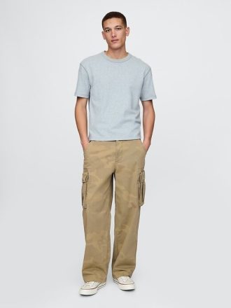 Extra weite Cargohose mit Camouflage-Muster