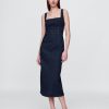 Figurbetontes Midikleid aus Denim Figurbetontes Midikleid aus Denim