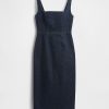 Figurbetontes Midikleid aus Denim Figurbetontes Midikleid aus Denim