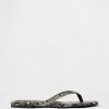 Flip-Flop-Sandalen aus veganem Leder Flip-Flop-Sandalen aus veganem Leder