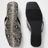 Flip-Flop-Sandalen aus veganem Leder Flip-Flop-Sandalen aus veganem Leder