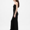 Gap × BÉIS Wandelbarer Bandeau-Jumpsuit Gap × BÉIS Wandelbarer Bandeau-Jumpsuit