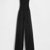 Gap × BÉIS Wandelbarer Bandeau-Jumpsuit Gap × BÉIS Wandelbarer Bandeau-Jumpsuit