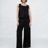 Gap × DÔEN – Hoch sitzende Bundfaltenhose Gap × DÔEN – Hoch sitzende Bundfaltenhose