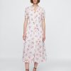 Gap × DÔEN – Midikleid mit Biesen und Blumenmuster Gap × DÔEN – Midikleid mit Biesen und Blumenmuster