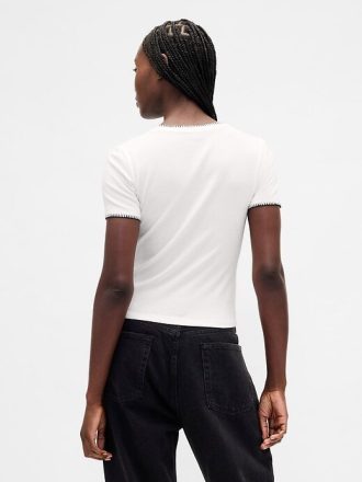 Gap × Disney – Modernes, geschrumpftes T-Shirt „The Nightmare Before Christmas“ von Tim Burton