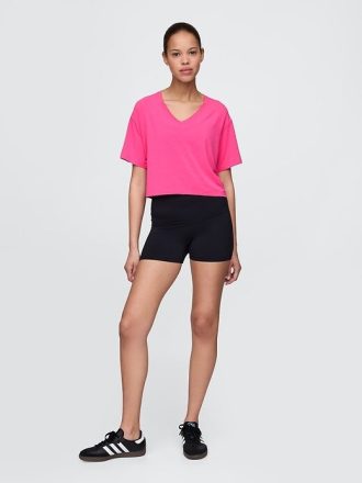 GapFit Breathe – Kurzes T-Shirt mit V-Ausschnitt