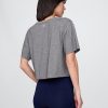 GapFit Breathe – Kurzes T-Shirt mit V-Ausschnitt GapFit Breathe – Kurzes T-Shirt mit V-Ausschnitt