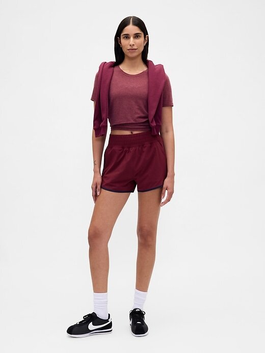 GapFit Breathe T-Shirt GapFit Breathe T-Shirt
