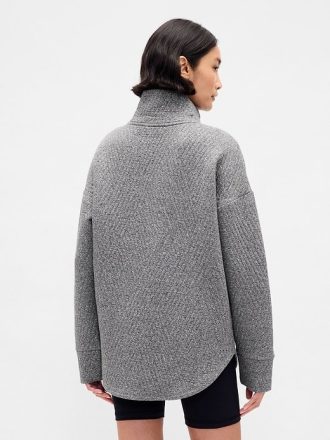 GapFit – Gesteppter Jacquard-Pullover mit halbem Reißverschluss