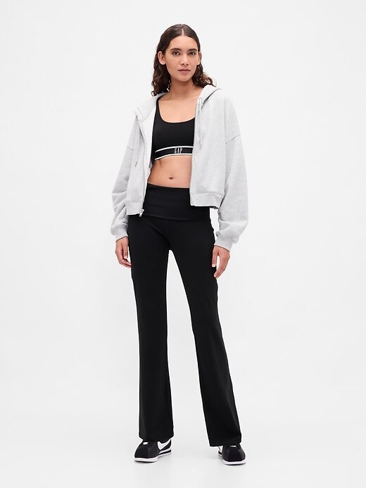 GapFit – Glatte, ausgestellte Leggings mit Umschlag GapFit – Glatte, ausgestellte Leggings mit Umschlag